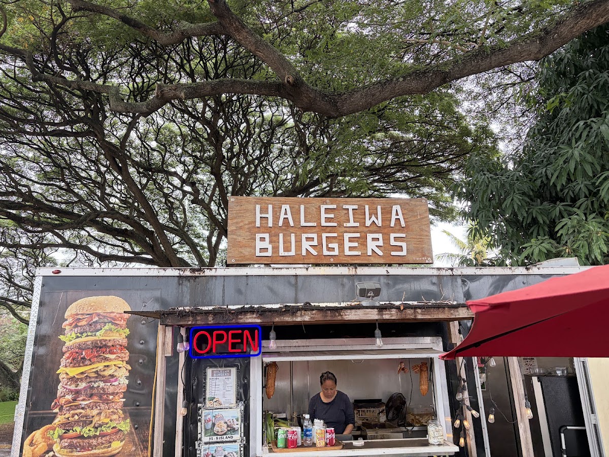 Haleiwa Burgers
